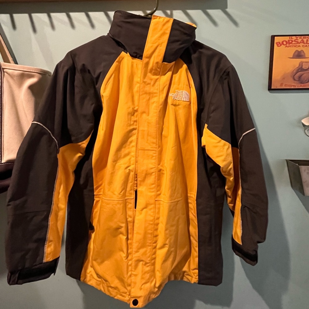 North face L boys rain shell